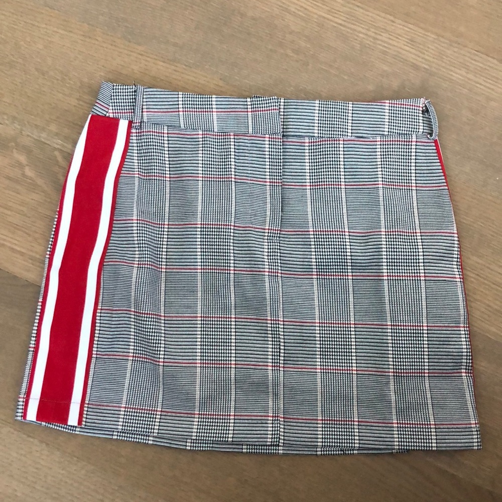 Fashionable mini skirt
